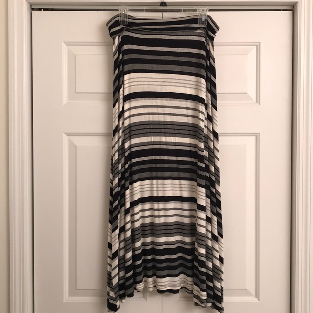 A Byer Maxi skirt - Picture 1 of 3
